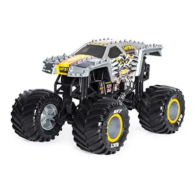 Monster Jam Official Max D Monster Truck, Die-Cast Vehicle 1:24 Scale