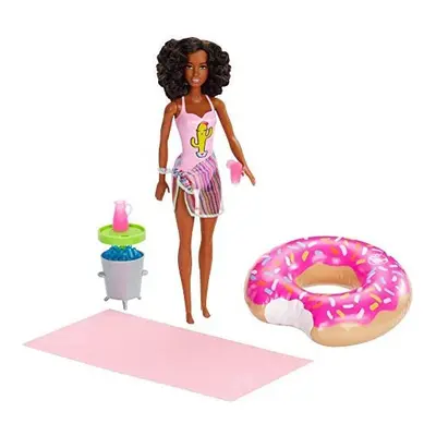 Barbie GHT21 Doll and Playset