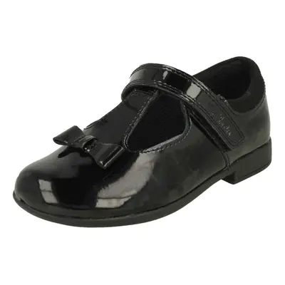 (Black, UK Child) Girls Clarks Bow Detailed School Shoes Scala Hope