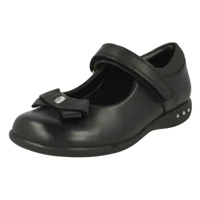 (UK Infant, Black) Girls Clarks Bow Detail School Shoes Prime Skip - G Fit