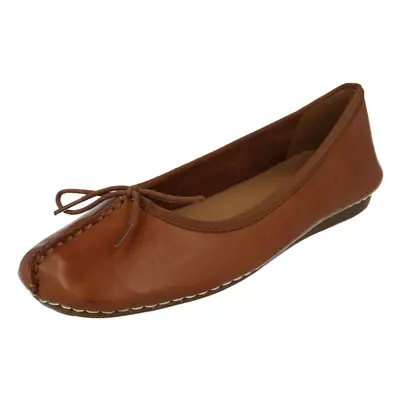 (UK 8, Dark Tan (Brown)) Ladies Clarks Comfort Everyday Flats Freckle Ice - D Fit