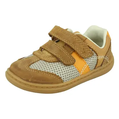 (Brown, UK 4.5 Infant) Boys Clarks Hook & Loop Casual Shoe Flash Metra - G Fit