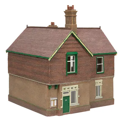 Scenecraft Bluebell Railway Booking Office (Pre-Built)