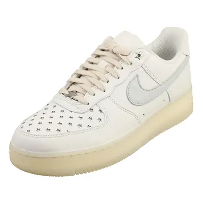 (8) Nike Air Force 07 Womens Fashion Trainers in Summit White Platinum