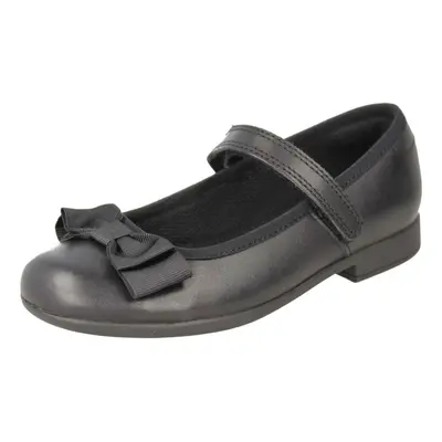 (Black, UK 10.5 Child) Girls Clarks Formal/School Shoes Scala Tap - F Fit