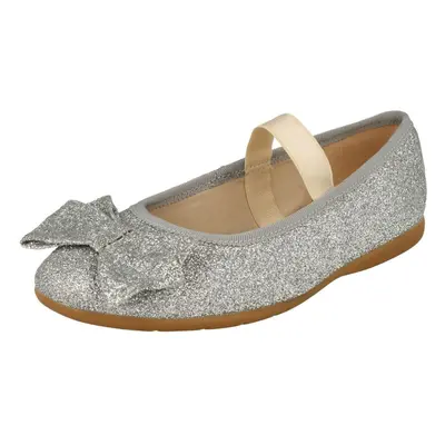 (Silver, UK 13.5 Child) Girls Clarks Glitter Bow Detailed Shoes Dance Bow K