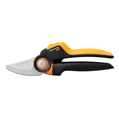 Fiskars Bypass Garden Pruners M, X-series PowerGear, P921, With rolling handle, For fresh branch