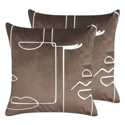 Set of Velvet Cushions Face Motif x cm Brown PHILODENDRON