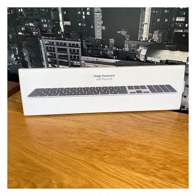 Apple Magic Keyboard with Touch ID & Numeric Keypad Black British UK M1 Silicon