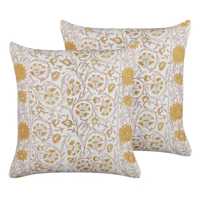 Set of Cotton Cushions Floral Pattern x cm White and Yellow CALATHEA