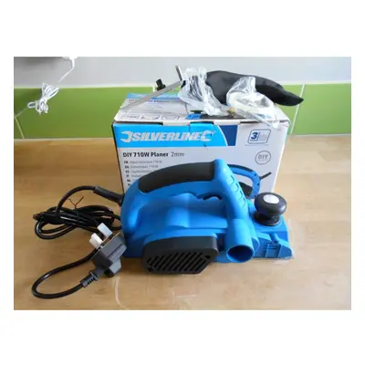 Silverline - 710W 82mm (3ÃÂ¼") DIY Planer 230V