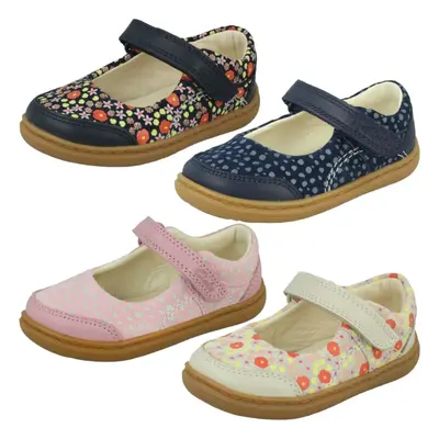 (Ivory, UK 4.5 Infant) Girls Clarks Casual Shoes Flash Bright