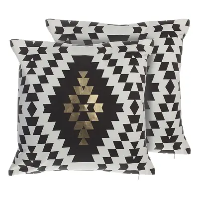 Set of Cotton Cushions Diamond Pattern x cm Black and White COLEUS