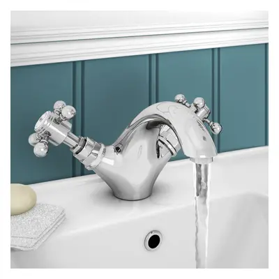 Traditional Victorian Style Chrome Cross Handle Bath Filler Tap