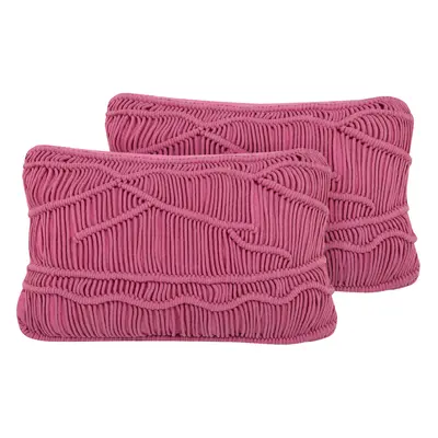 Set of Decorative Cushions KIRIS Cotton x cm Pink Geometric Pattern