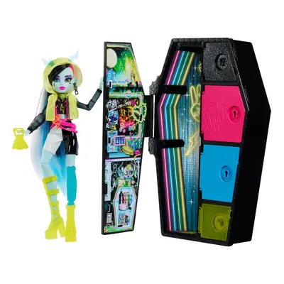 Monster High Doll and Fashion Set, Frankie Stein Doll, Skulltimate Secrets: Neon Frights, Dress-