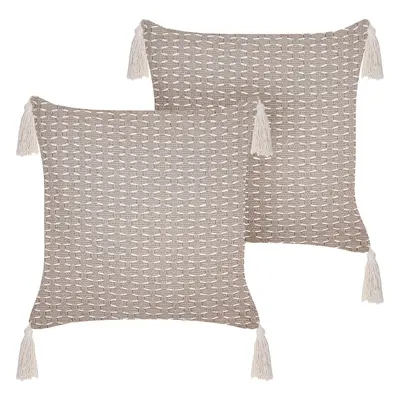 Set of Cushions Geometric Pattern HAKONE x cm Taupe