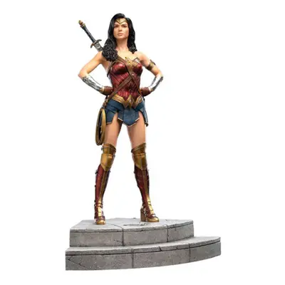 Justice League Wonder Woman Statue