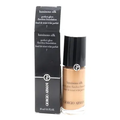 (7) Giorgio Armani Luminous Silk Perfect Glow Flawless Foundation 0.6oz New With Box