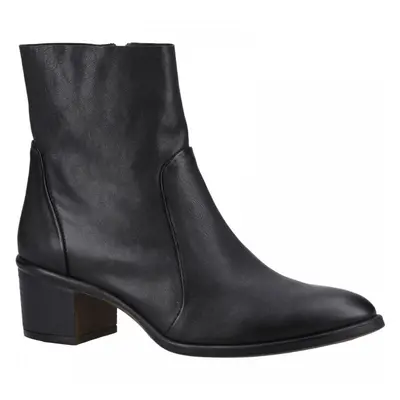 (4 (Adults')) Winona | Black | Women's Western Style Ankle Boots