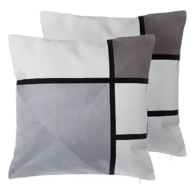 Set of Cotton Cushions Geometric Pattern x cm Grey WEDELIA