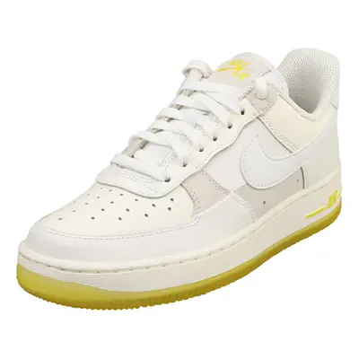 (5) Nike Air Force 07 Low Womens Fashion Trainers in White Yellow