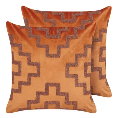 Set of Velvet Cushions Geometric Pattern x cm Orange BAHIA