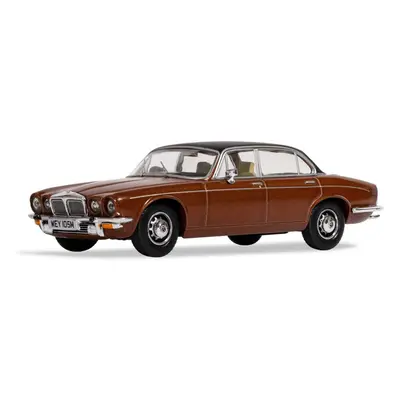 Caramel Daimler Double Six Series Vanden Plas Corgi 1:43 Model Car