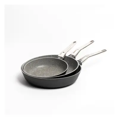 MasterClass Cast Aluminium Fry Pan 20cm,Sleeved MasterClass Cast Aluminium Fry Pan 26cm,Sleeved 