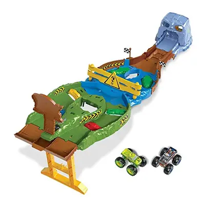 TOTAL Monster Trucks Wreckin' Raceway Playset with Monster Trucks Bigfoot & Gunkster for Head-To