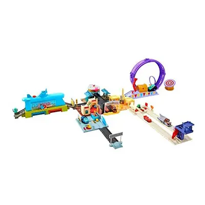 Disney and Pixar Cars On The Road Showtime Loop Playset with Ivy Monster Truck, Launcher and Mov