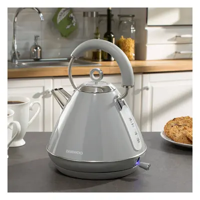 Daewoo Kensington Pyramid Kettle 1.7 Litres 3000W