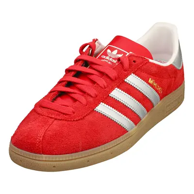 (10) adidas Munchen Mens Casual Trainers in Red Gum