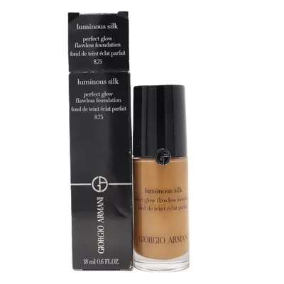 (8.75) Giorgio Armani Luminous Silk Perfect Glow Flawless Foundation 0.6oz New With Box