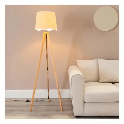 ValueLights Barbro Light Wood Scallop White Edge Shade Floor Lamp