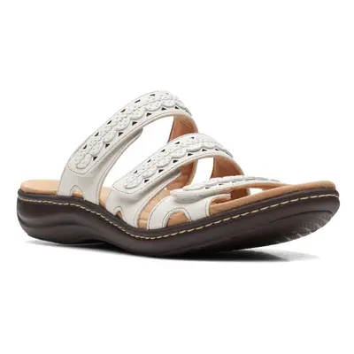 Clarks Collection Women's Laurieann Cove flats-sandals White Leather