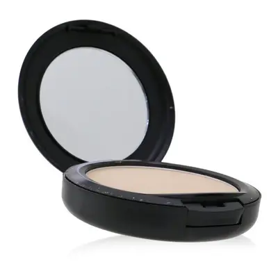 MAC Studio Fix Powder Plus Foundation NW18