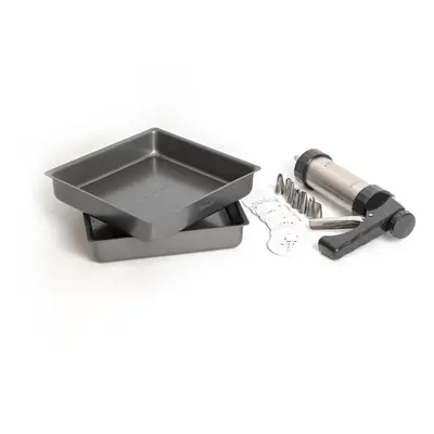 MasterClass Three Piece Baking Bundle, Includes Two Non-Stick Loose Base 20cm Square Sandwich Pa