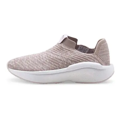 PUMA Women's Betterfoam Enlightened Slip On Sneaker Lavender 6.5 Mediu