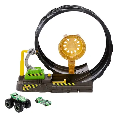 Hot Wheels Monster Trucks Epic Loop Challenge Play Set Includes Monster Truck and 1:64 Scale Hot