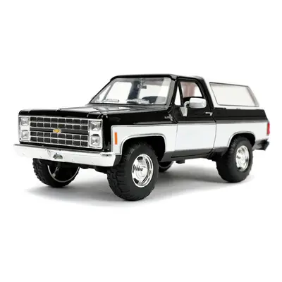 Jada Toys Chevy Blazer K5 Black/White 1:24 Die - Cast Vehicle