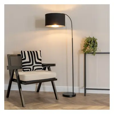 ValueLights Curva Black Floor Lamp & Black Velvet & Chrome Lamp Shade