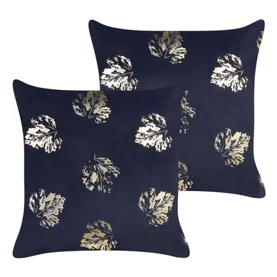 Set of Velvet Cushions Leaf Pattern x cm Black GOLDENROD