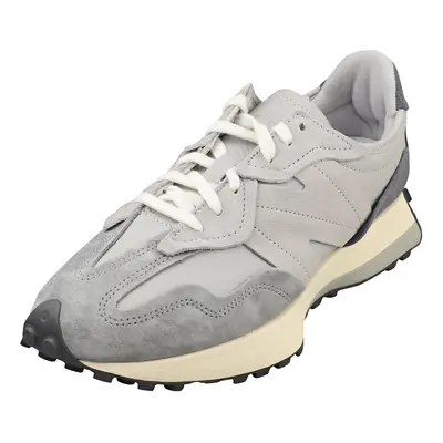 (8) New Balance Unisex Fashion Trainers in Grey