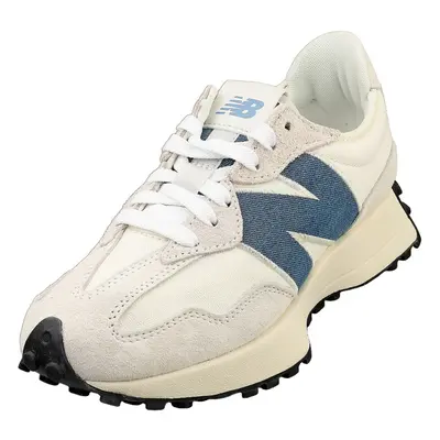 (5) New Balance Womens Fashion Trainers in White Navy