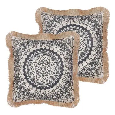 Set of Cushions Boho Motif x cm Beige and Black AGRIMONY