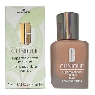 Clinique Superbalanced Stay Nat