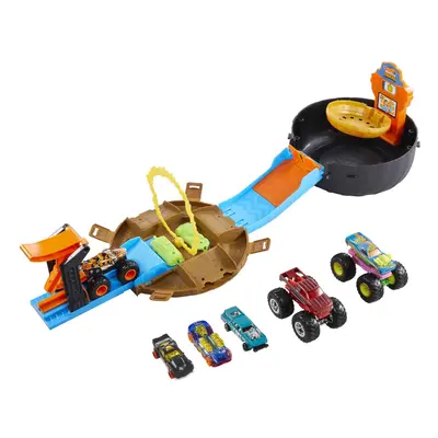 Monster Trucks Stunt Tire Playset, Includes Hot Wheels Monster Trucks & Hot Wheels 1:64 Scale Ve