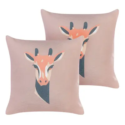 Set of Decorative Cushions Giraffe Motif x cm Pink CANDELABRA