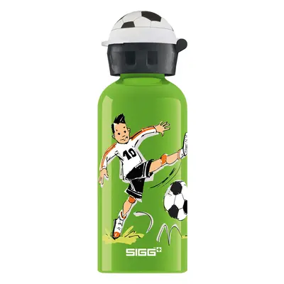 SIGG - Kids Water Bottle - Footballcamp - Leakproof - Lightweight - BPA Free - Aluminum - Oz